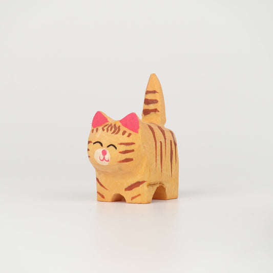 木雕橙色虎紋貓