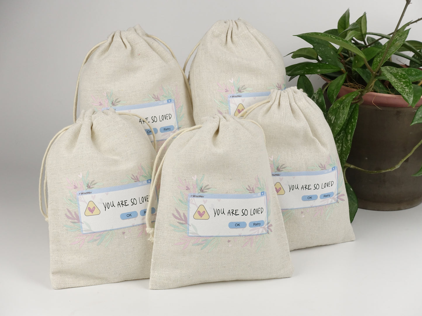 天然手工棉麻抽繩袋 送禮系列 - You Are So Loved(中號)
